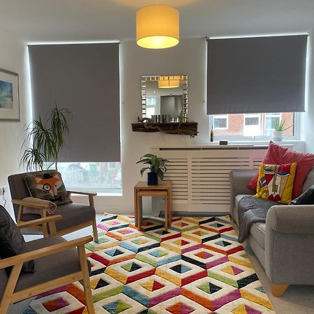 Modern And Comfortable Flat With Private Parking Apartment Oxford Exterior photo