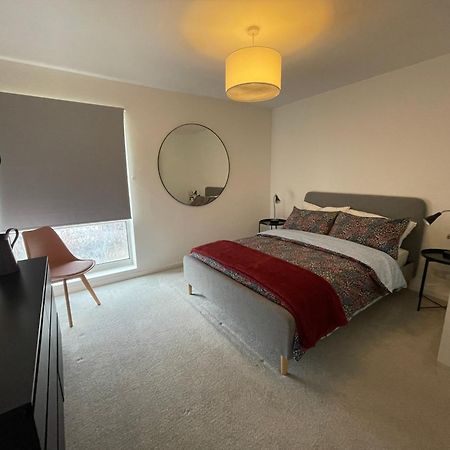 Modern And Comfortable Flat With Private Parking Apartment Oxford Exterior photo